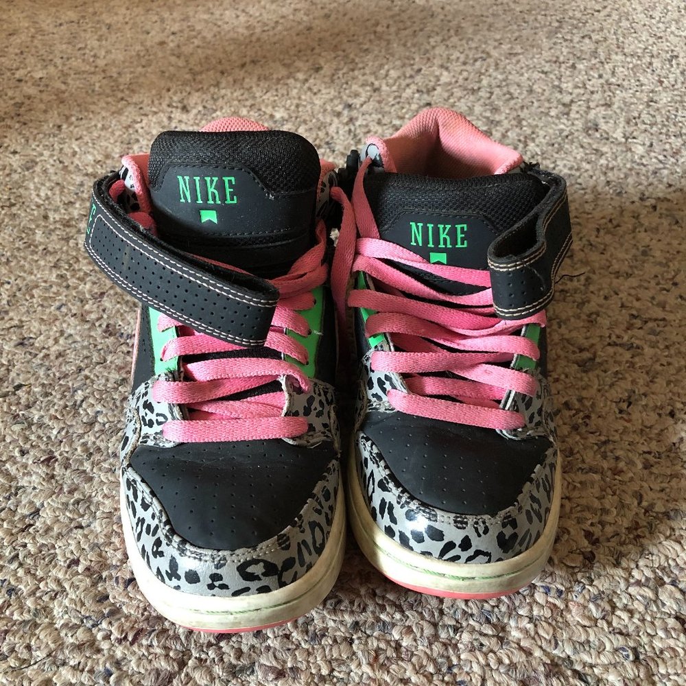 Nike